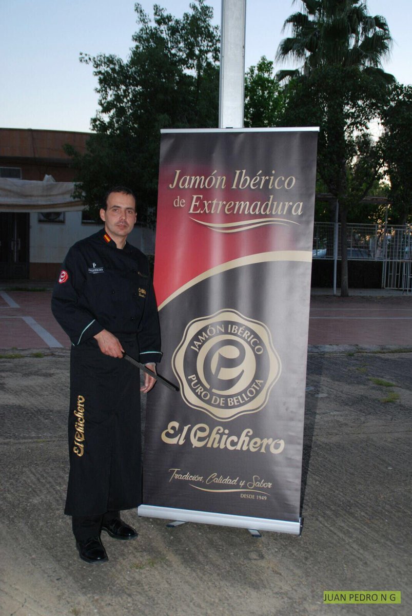 JamonElChichero's tweet photo. Degustación de jamón iberico Selección EL CHICHERO. https://t.co/z2dk8B7Tmh