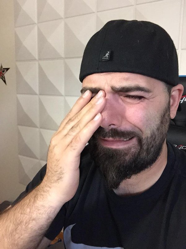 Crying Keemstar. 