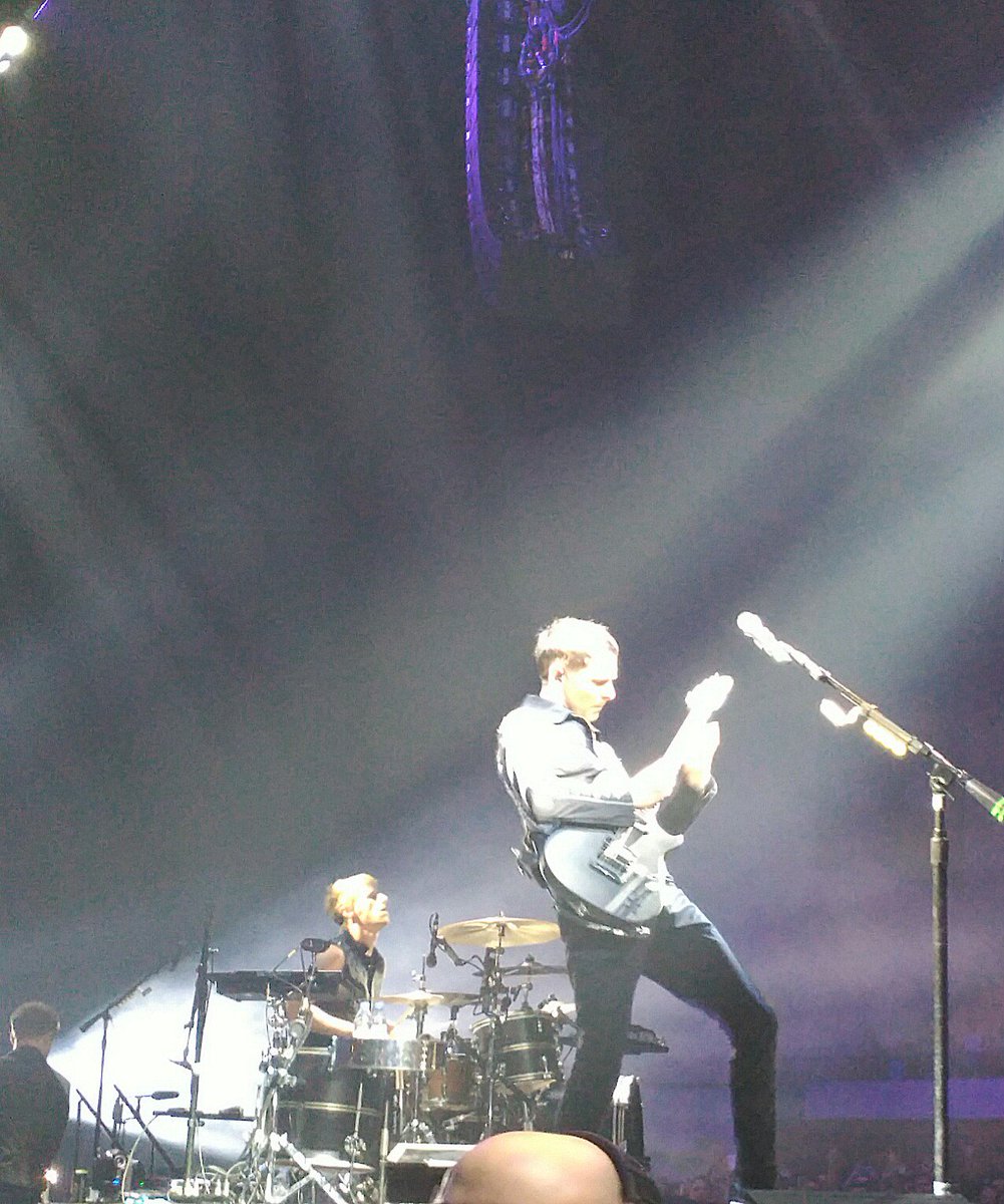 LuthienElessar's tweet photo. #MuseLisbon Part II https://t.co/SkLjnpAgHR