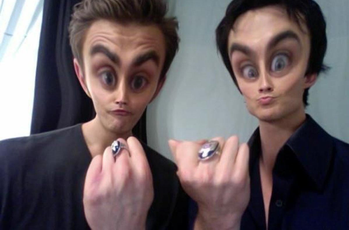 That's hurt😂 Love their faces. 

#TVD #VampireDiaries