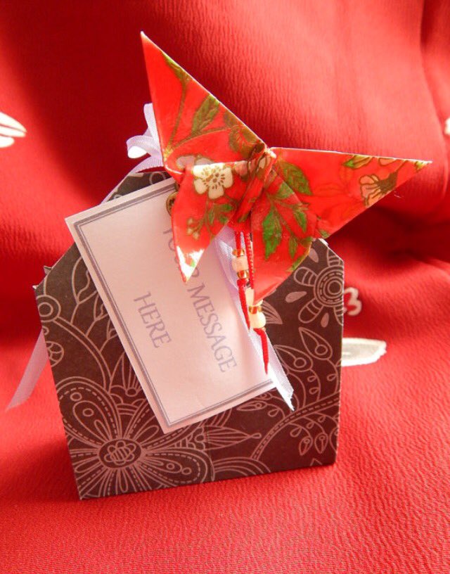 KatamiKeepsakes's tweet photo. #SALE #origami #brooches #Teachersgift #EndofTerm Β£6 #giftpackaged Free UK p&p #CraftHour https://t.co/LJwuwzIW3g https://t.co/FlI7Nf9eg0