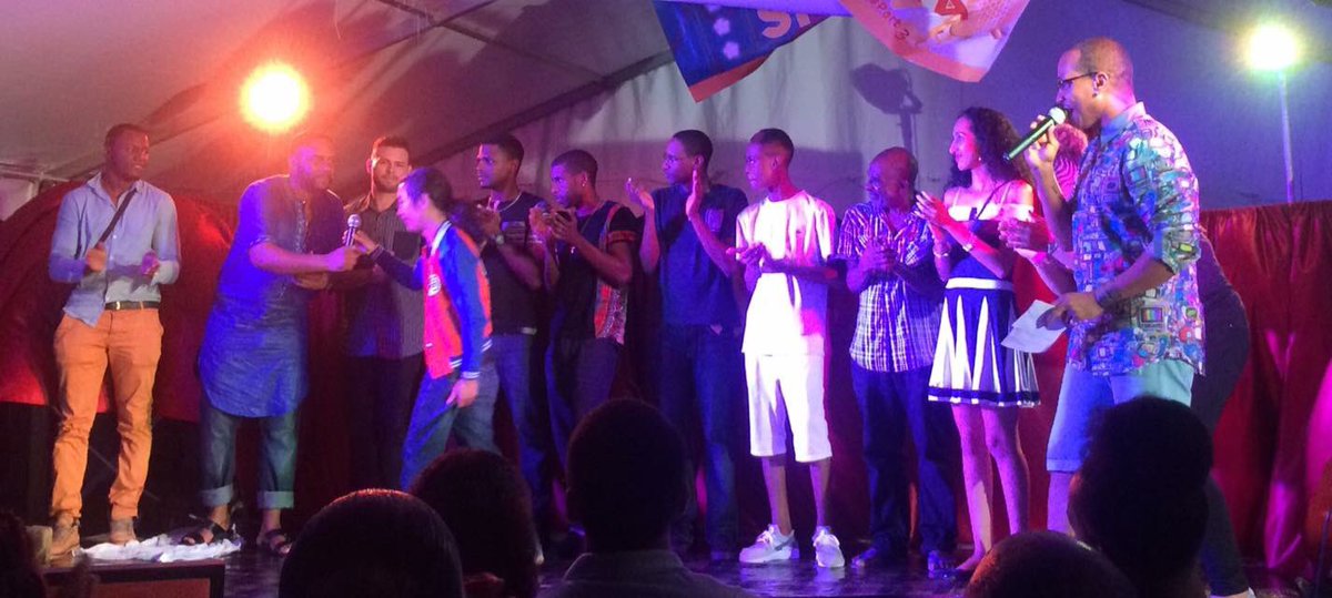 kozeinitil's tweet image. Le ari gra show 3 c'était 2 soirées à guichet fermé soit 840 personnes en 2 soirs!Merci à Vous d'être venus nombreux