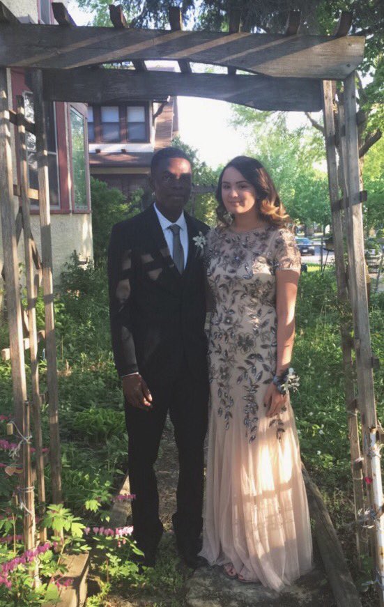 suckMaYass's tweet photo. had to stunt #prom2016 https://t.co/e2XBlR94j3