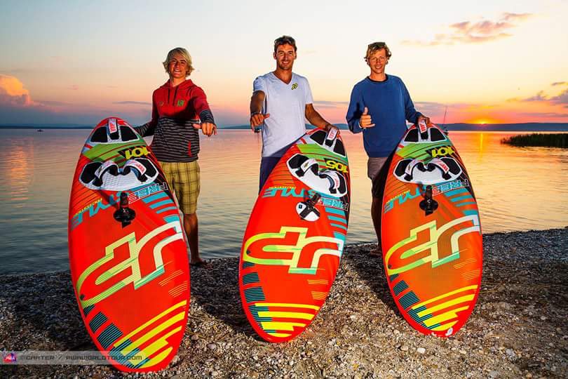 Beautifull sunset here during the PWA wordcup podersdorf #neilprydewind #pwa #surfworldcup #npsurf #jp_australia