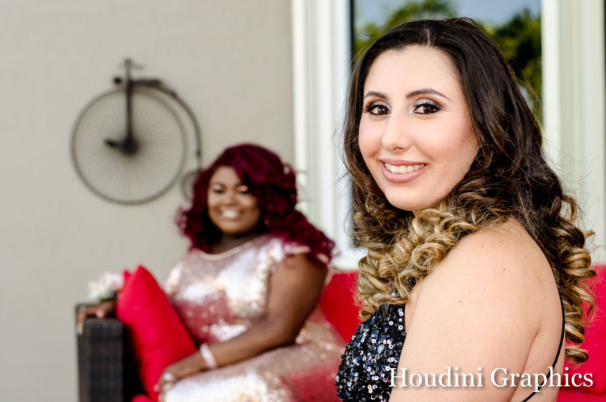 houdinigraphics's tweet photo. 🔥🔥Prom pictures #2k16 By: @houdinigraphics  📷🎩 #GetEmWhileTheyHot🍝 https://t.co/evmmPEhQdF https://t.co/p4fmAubZFb