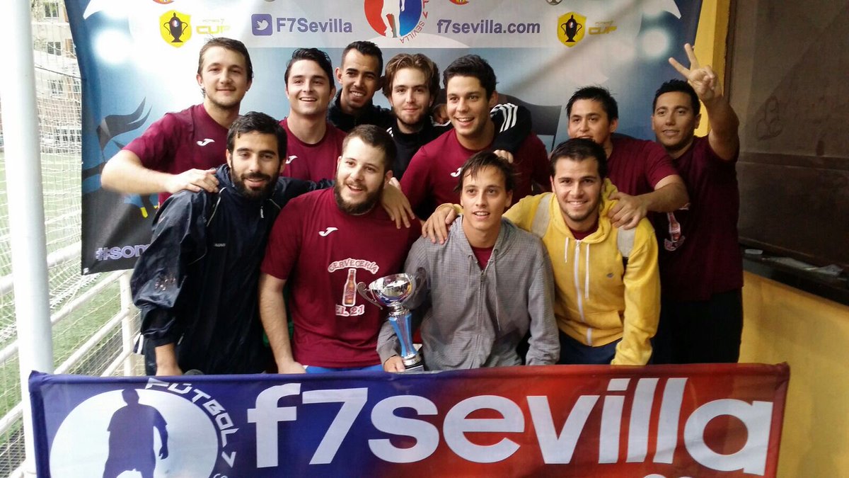 F7Sevilla's tweet photo. ¡Lo han conseguido! El @ACCALOF7 con gran actuación de #Javi y #Remesal ya es campeón. https://t.co/c6WLWVaTX1