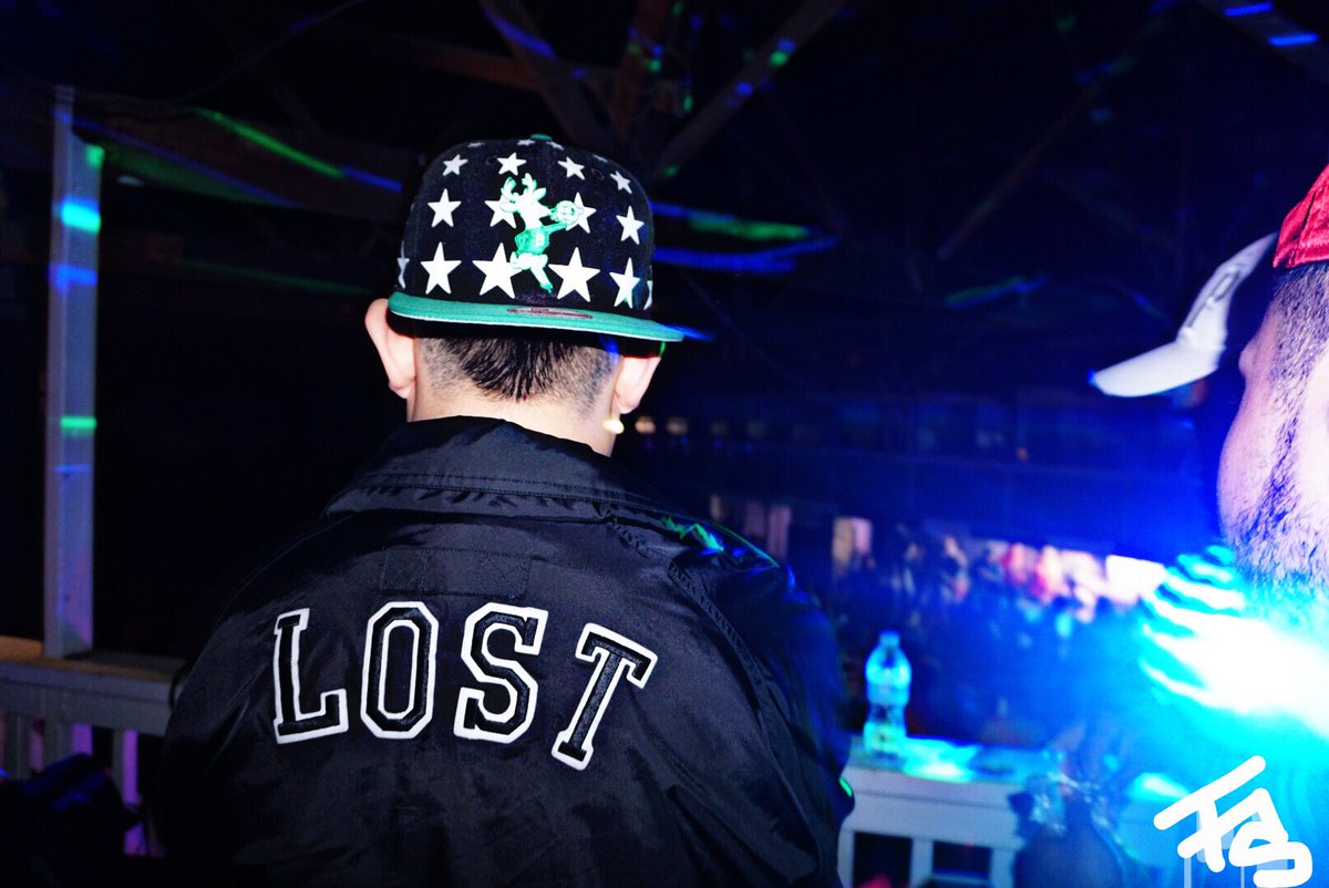 TheLostPyrmid's tweet photo. 🚨BARN PARTY /  Gurnee, IL🚨 https://t.co/a44dmaR4dE