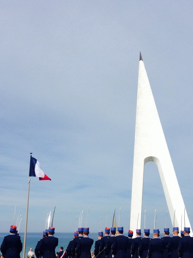 #8mai #Etretat très bel hommage aux héros qui nous ont rendu la #liberté et à #NungesserEtColi merci @EMIA54