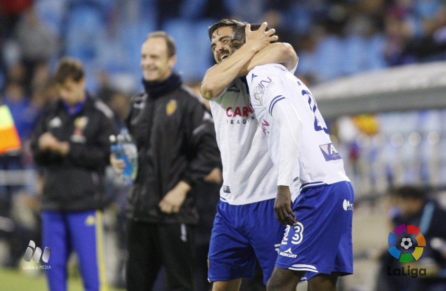 PasionZGZcom's tweet photo. FINAL... se acabó el partido con victoria 2-0, próxima parada, Los Pajaritos #RealZaragoza #Zaragoza #RZAvBAT https://t.co/8pwd56XxAH