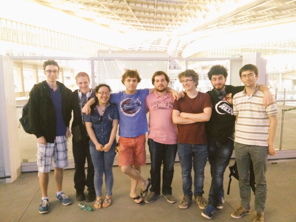 Ça fusionne avec le <a href="/supelec_rezo/">Supélec Rézo</a> ! Au menu du jour, réseaux sociaux et services aux étudiants de <a href="/centralesupelec/">CentraleSupélec</a> !