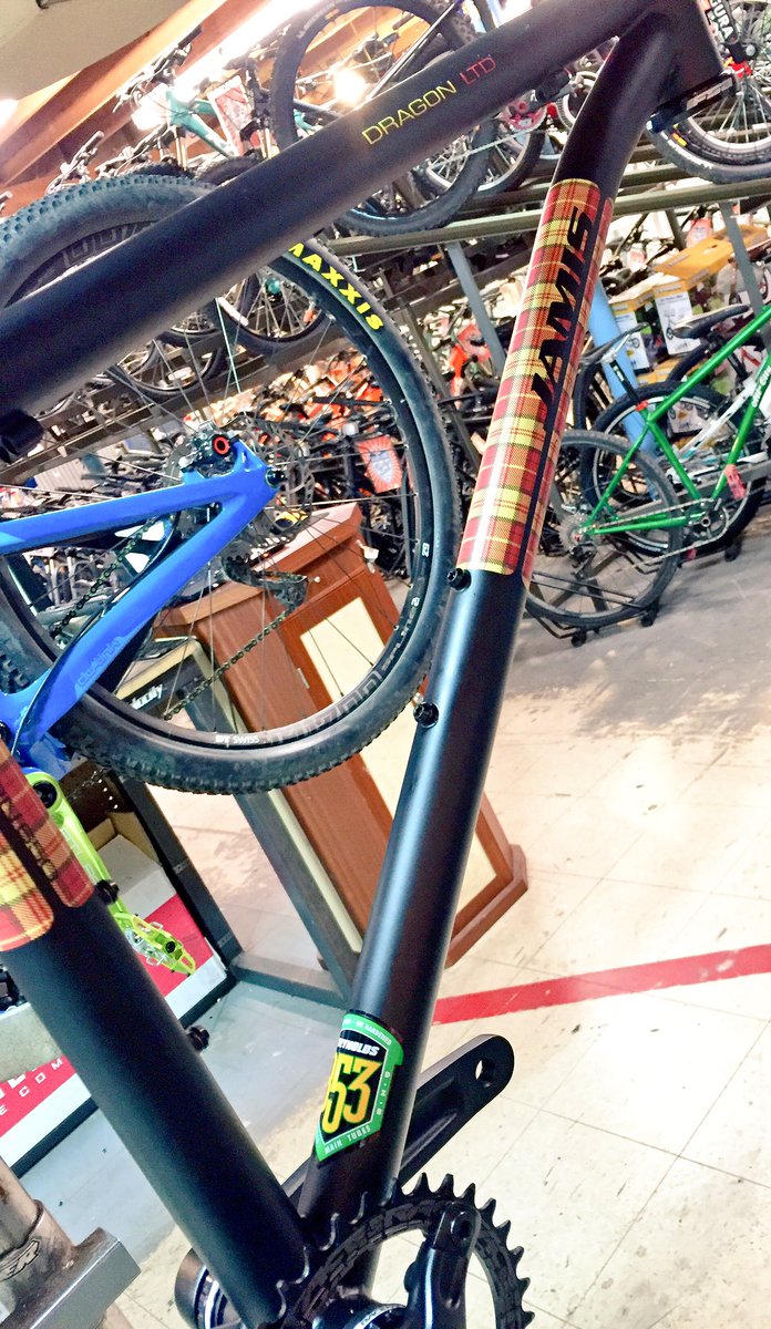 blue line bicycle lab