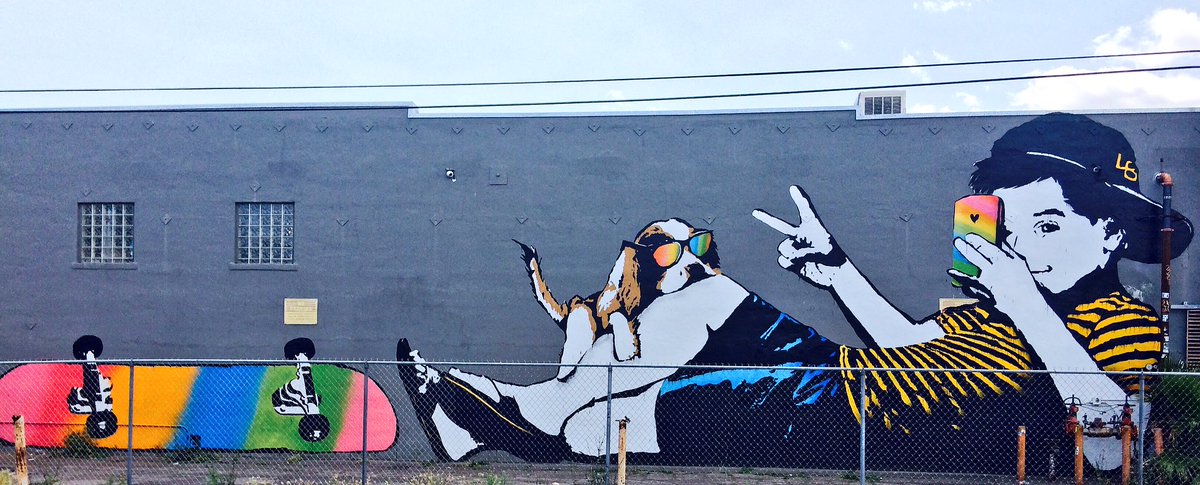 omasanarchy's tweet photo. LB  #streetart https://t.co/CGBGkz7H7w