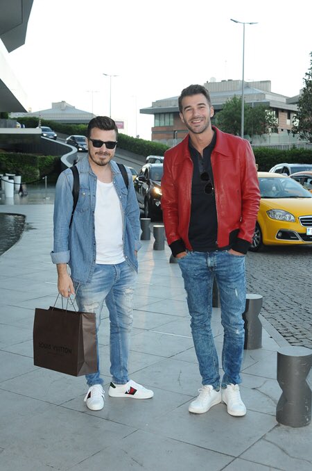 yusufcimf's tweet photo. Yusuf Çim ve Ataberk Oral 💫 https://t.co/mvY1TyoEJw