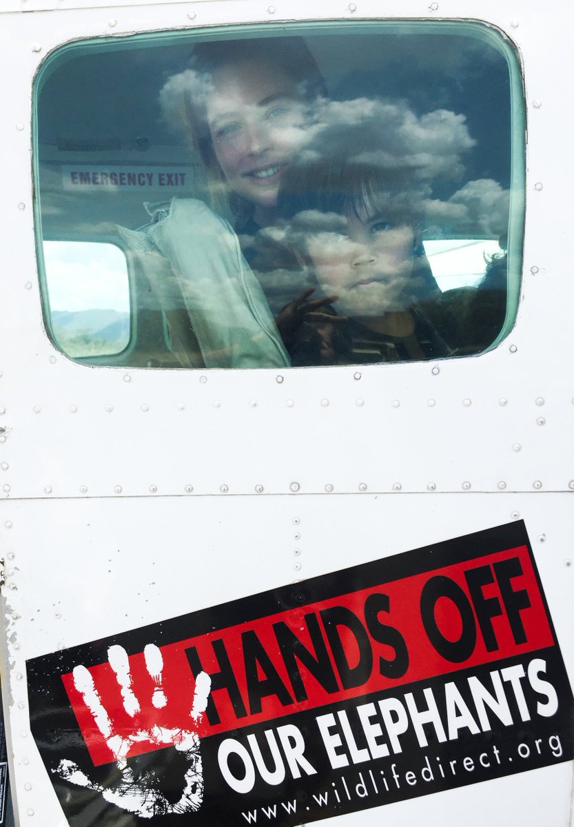 ste_kenya's tweet photo. Model@Doutzen says #HandsOffOurElephants as she says goodbye2Kenya #GlamourElephants #SavetheElephants @paulakahumbu https://t.co/0691M7ECEt