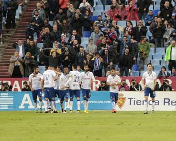 ElDesmarque_ZGZ's tweet photo. CRÓNICA | #RZAvBAT | 2-0 | 'El Real Zaragoza impone su ley ante el colista’ por @santachesus https://t.co/ccgqMzRw9r https://t.co/thTKer9uHi