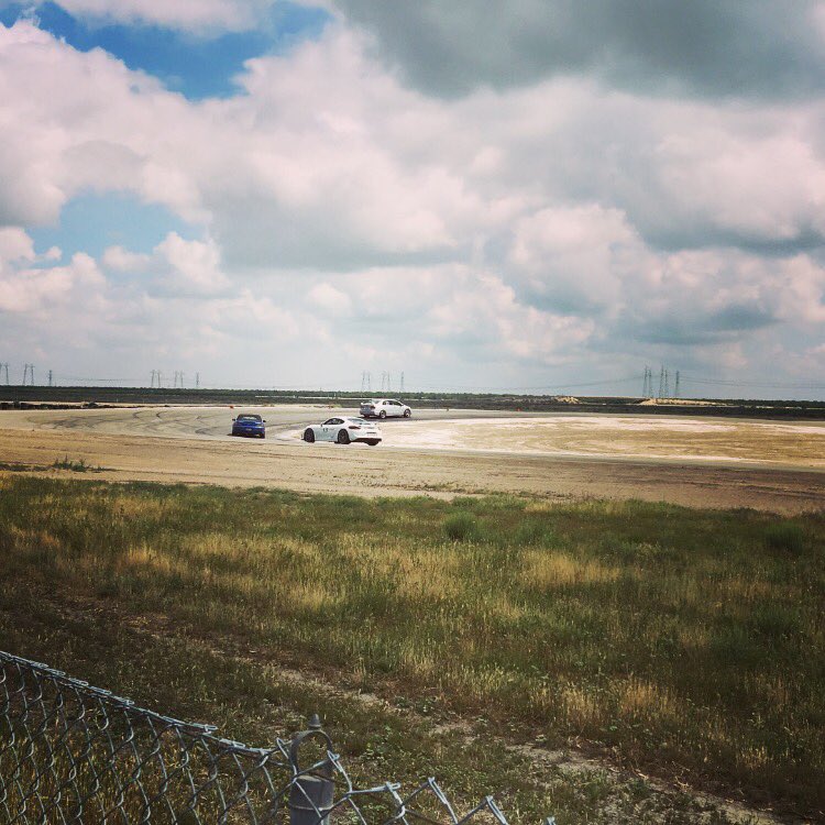 EnthusiastOwned's tweet image. Happy Mother&apos;s Day to all those #CarEnthusiast mamas out there! It&apos;s a beautiful day here at #ButtonWillowRaceway!