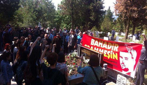 dokuz8haber's tweet photo. #İst.Kadıköy'de kadın tacizine engel olmak isterken öldürülen #BahadırGrammeşin ölümünün 1.yılında Edirne'de anıldı. https://t.co/X6NI6We2Cm