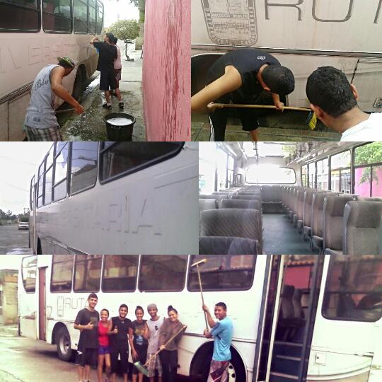 aulguauc's tweet photo. Ayer 07-05 se realizo él lavado completo del bus Mercedez Benz
Unete a la causa, se parte de la solución!!
#SUGUA UC https://t.co/zkNjric7tl