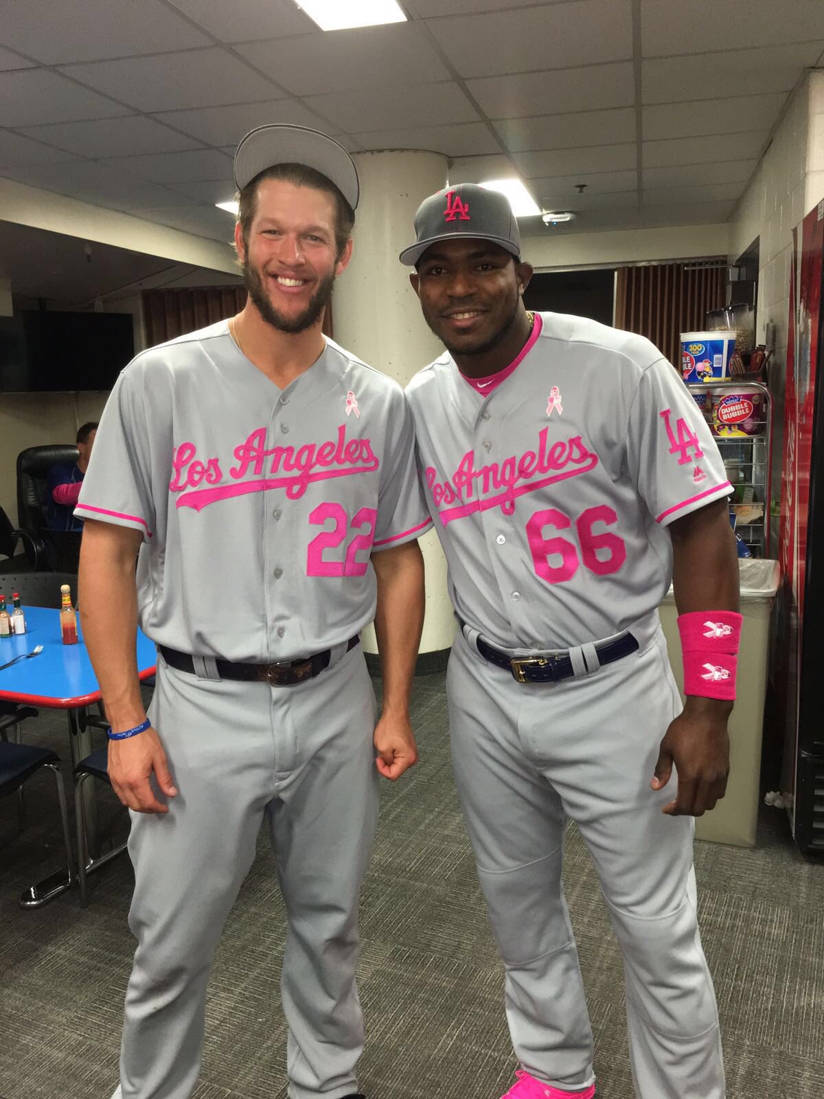 mlb mothers day jerseys