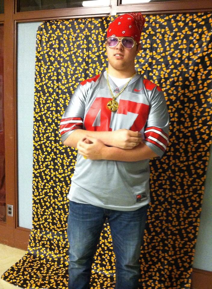 sruhls3's tweet photo. Ladies, get you a man who can do both #Str8G #ClassyForParents #WildForDatPussi https://t.co/lqveynLWId