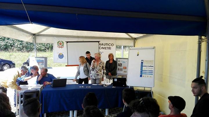 itaspertini's tweet photo. Ieri 7 Maggio abbiamo presentato il nostro lavoro all'evento finale organizzato a Termoli! #ASOC1516 @ascuoladioc https://t.co/YhG7DcVZCn