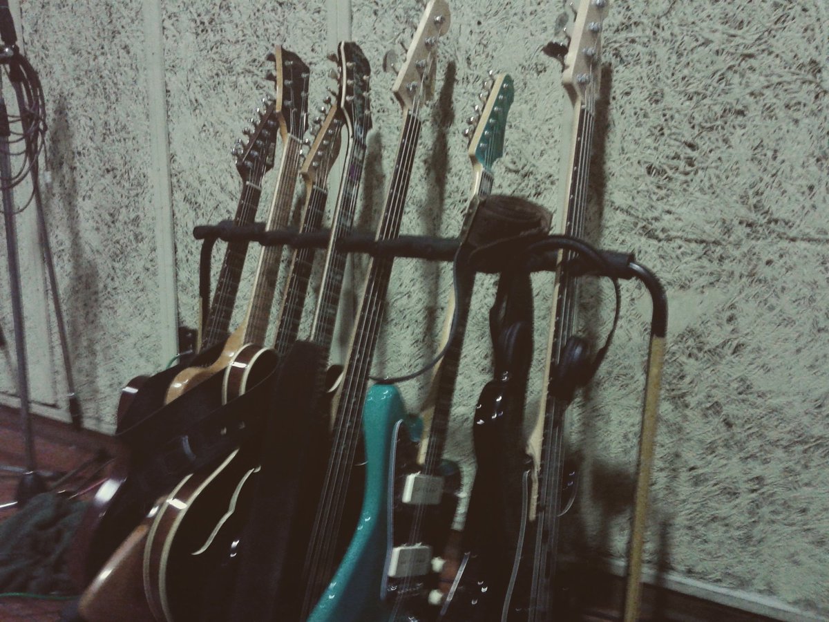 ChuliBlues's tweet photo. Dia 2 - Grabación nuevo Disco de @aeroplanos en Estudio ION! https://t.co/rcPmwHRTPk
