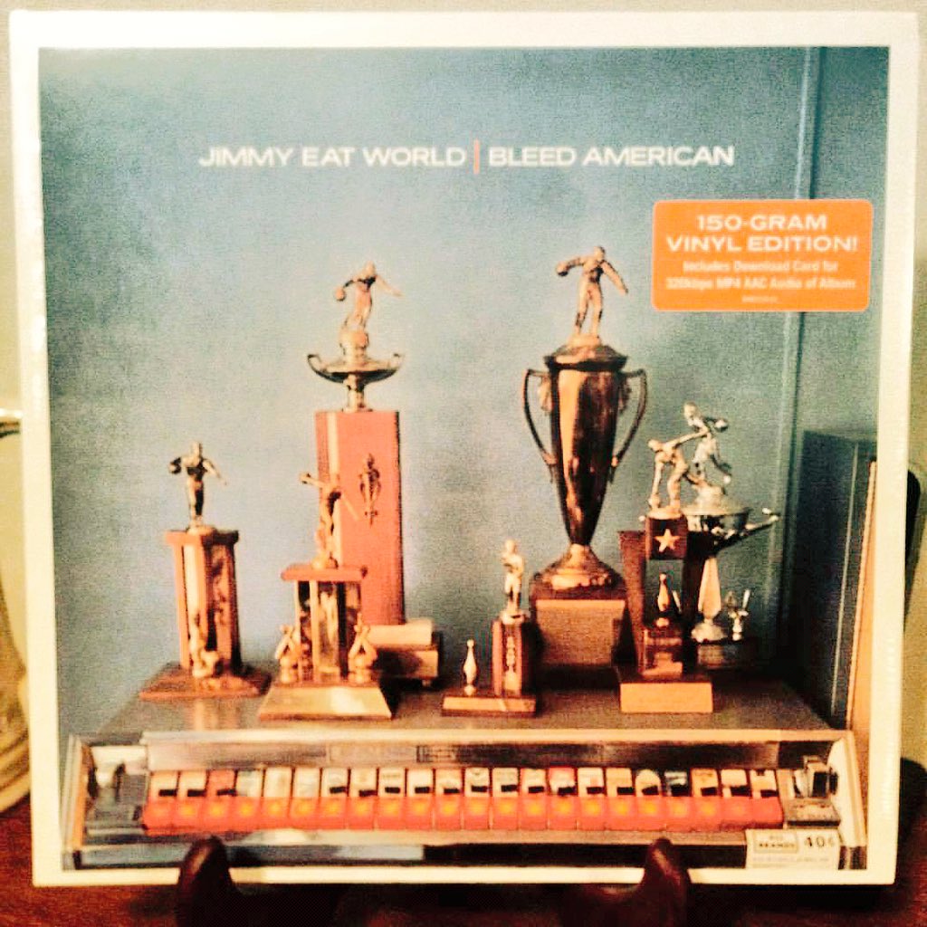 TeaTimeRecords's tweet photo. #VINYLGIVEAWAY @blink182 @jimmyeatworld #EnemaOfTheState #BleedAmerican #LimitedEdition #SRCVinyl+150gram FRIDAY! https://t.co/ALpBTFkR8v