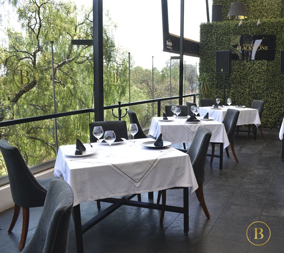 blackstonedf's tweet photo. El domingo se hizo para descansar y  tenemos la terraza perfecta para que   lo hagas en familia #Blackstone https://t.co/YGv4lLfeE8