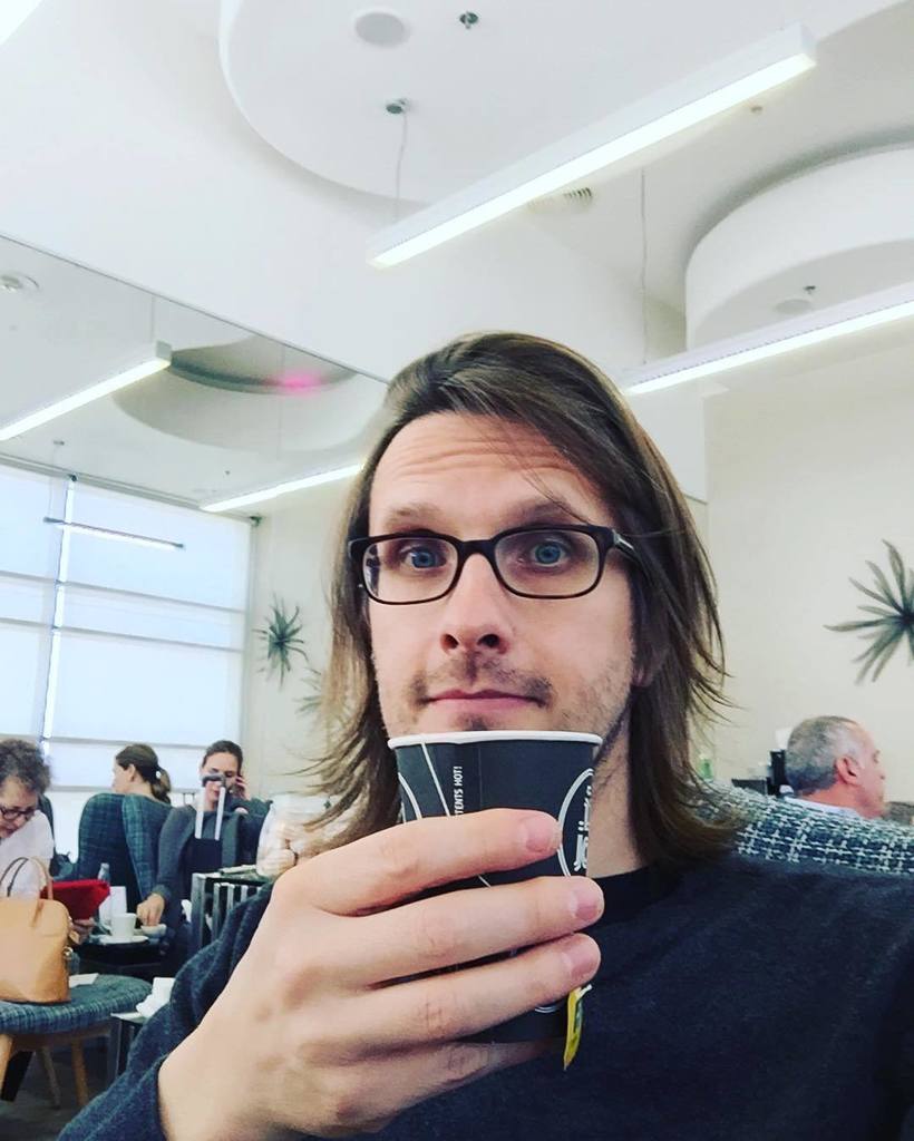 StevenWilsonHQ's tweet photo. Going back home. Thanks to everyone that came to the shows over the last month, you were a… https://t.co/28l7ALIqPp https://t.co/mDcjtkhTue