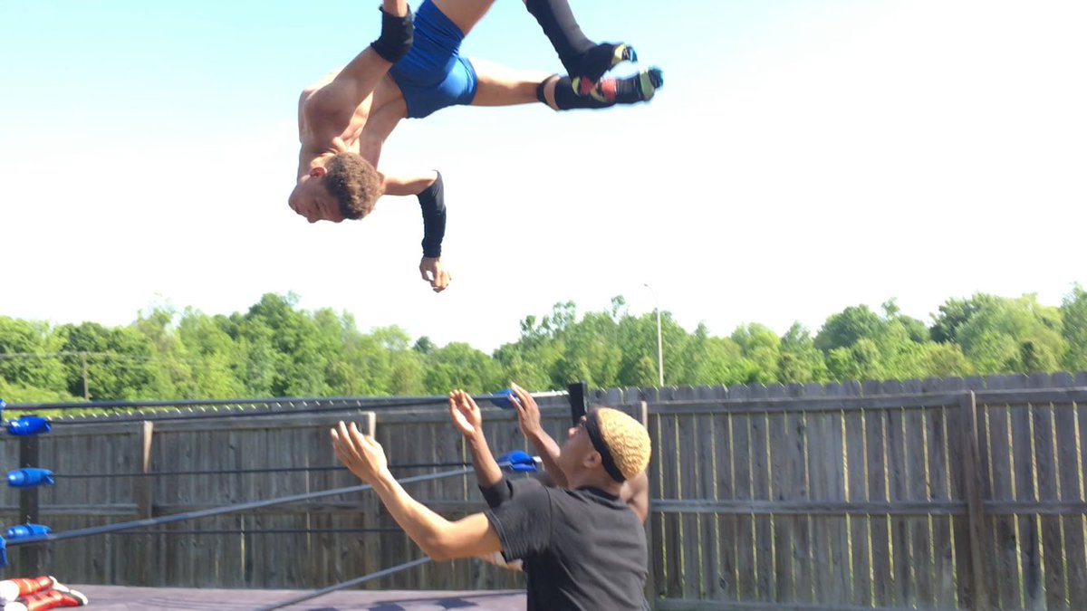 TheBadReed's tweet photo. Like i said #supercard #realBITY https://t.co/EPVJGOWOUT