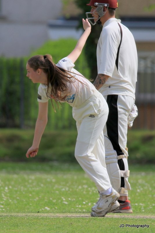 JD_Photographs's tweet photo. @WaynePows @DafenWelfareCC Some shots of Kelsey from today #fourwickets and a #notout https://t.co/jnGrZLARpJ