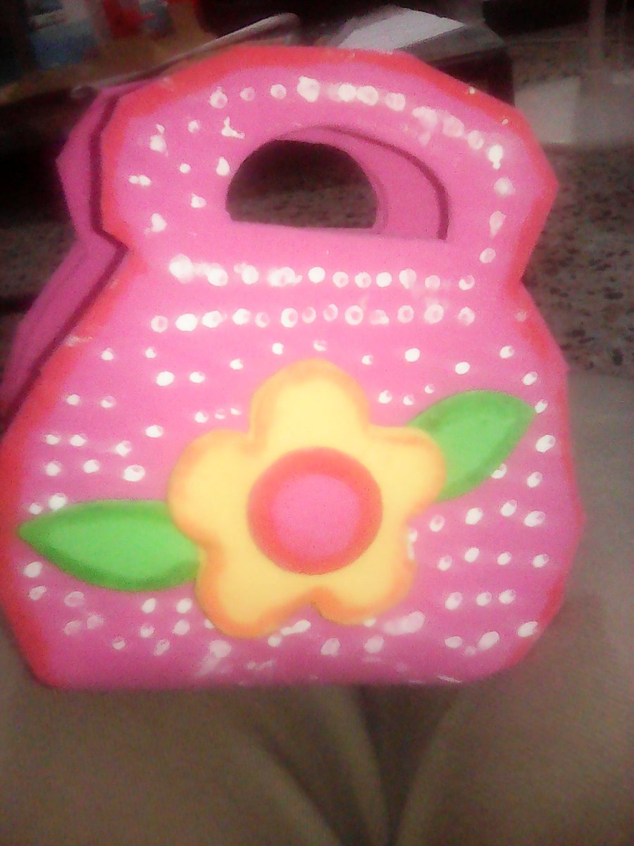 dinaluzduquema1's tweet image. Feliz día para todas las madres del mundo