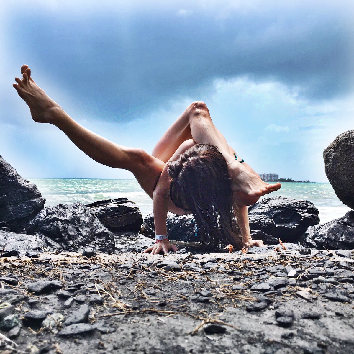 mimichenyoga's tweet photo. Celebrating spring yoga 💐 teaching @jivamuktinyc this week:
Mon 11am
Tue 12pm
Wed 2pm
Thu 11am
#yoga #Jivamukti #NYC https://t.co/FmbyLrMno6