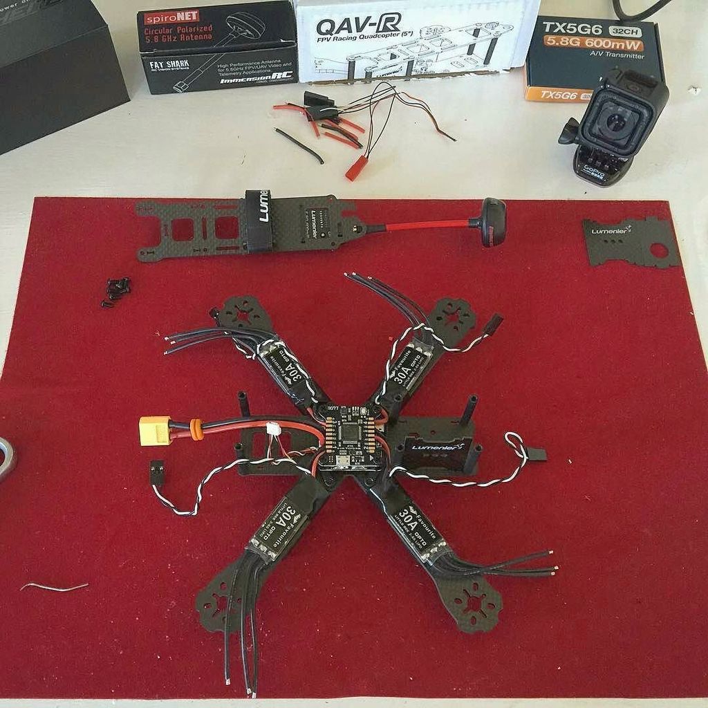 Dronesque_'s tweet photo. Pilot is @banthonyfpv 
Slow progress on the QAV-R, should be flying by the weekend. (#dron… https://t.co/5RIfVRHR9U https://t.co/wPngGlGkXk