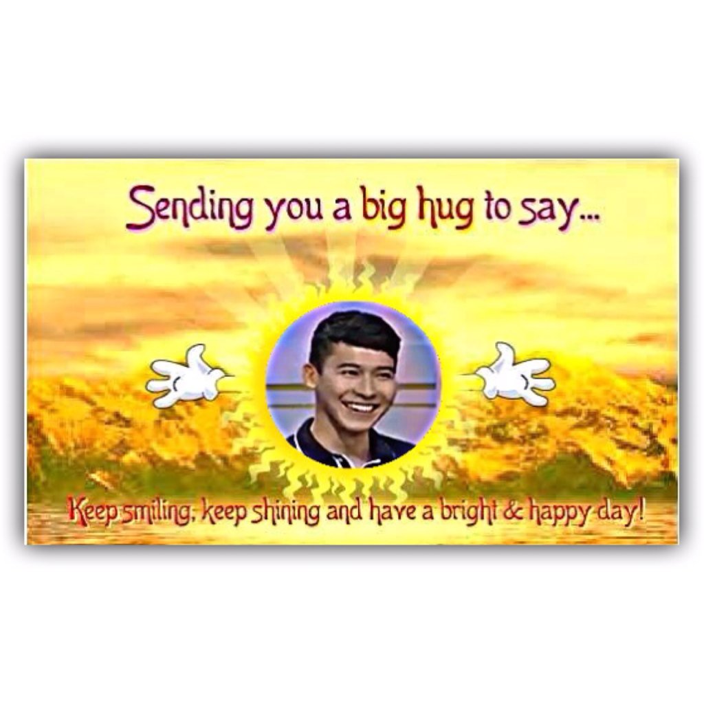 EdwHongkong's tweet photo. Sending you a big hug to say...
#KeepSmiling #KeepShining and have #ABright and #HappyDee 😊😄😃😀 #EnchongDee https://t.co/viuFUxn0gG
