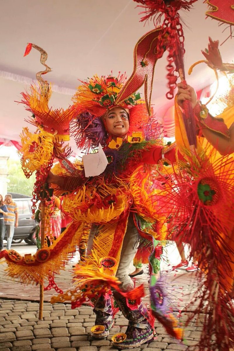 Versi komplitnya...tunggu 7Mei di Kota Lama yo nda
#SNC2016