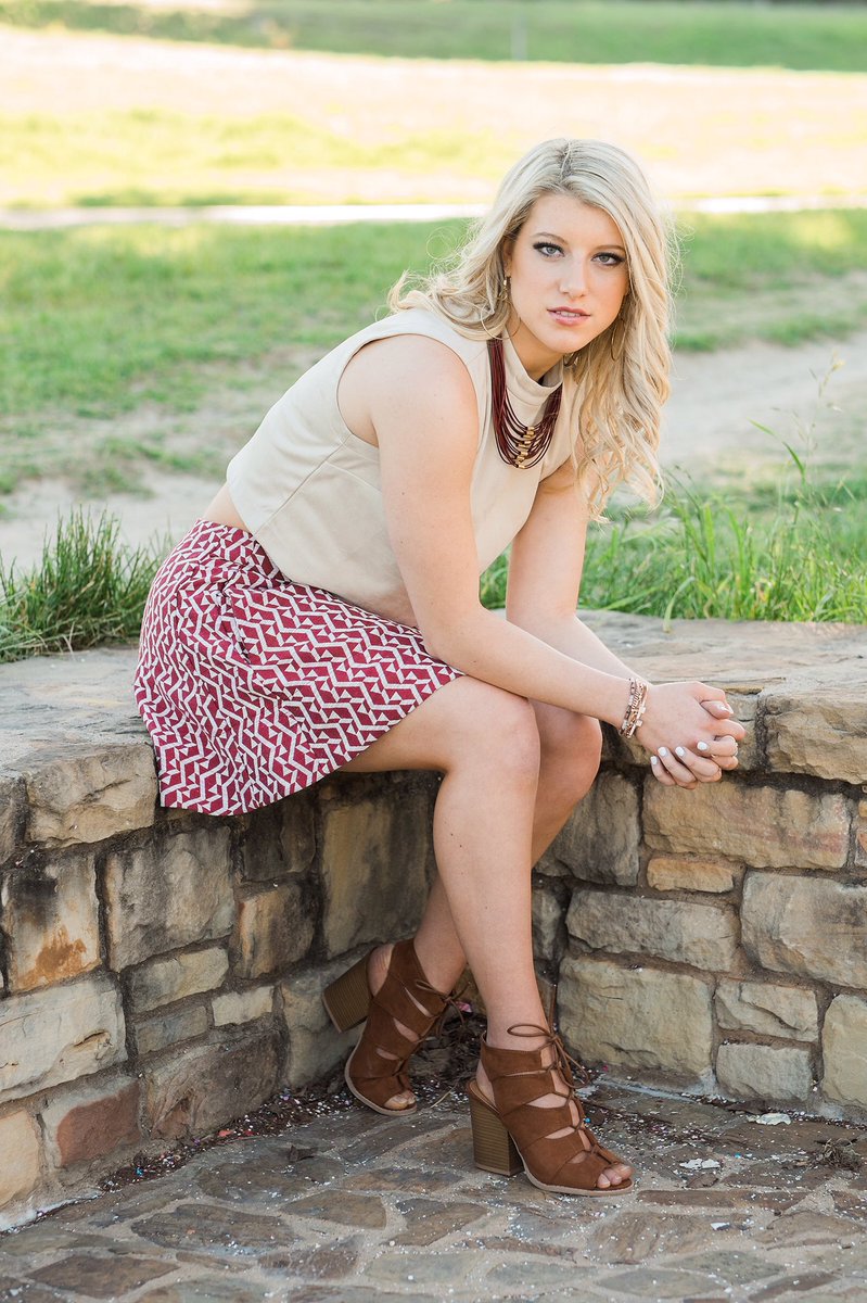 jappleton_'s tweet image. some senior pics 💕 @jaredrey