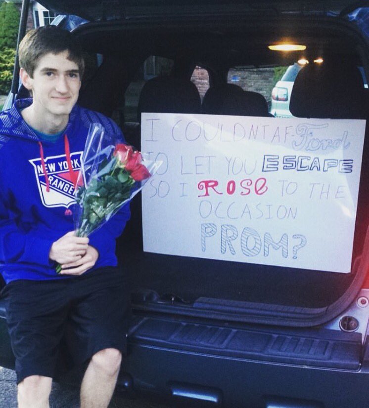 PompPromposals's tweet image. Owen Troy got both a new car and a date to prom with @Christaaaa15 ❤️🚙