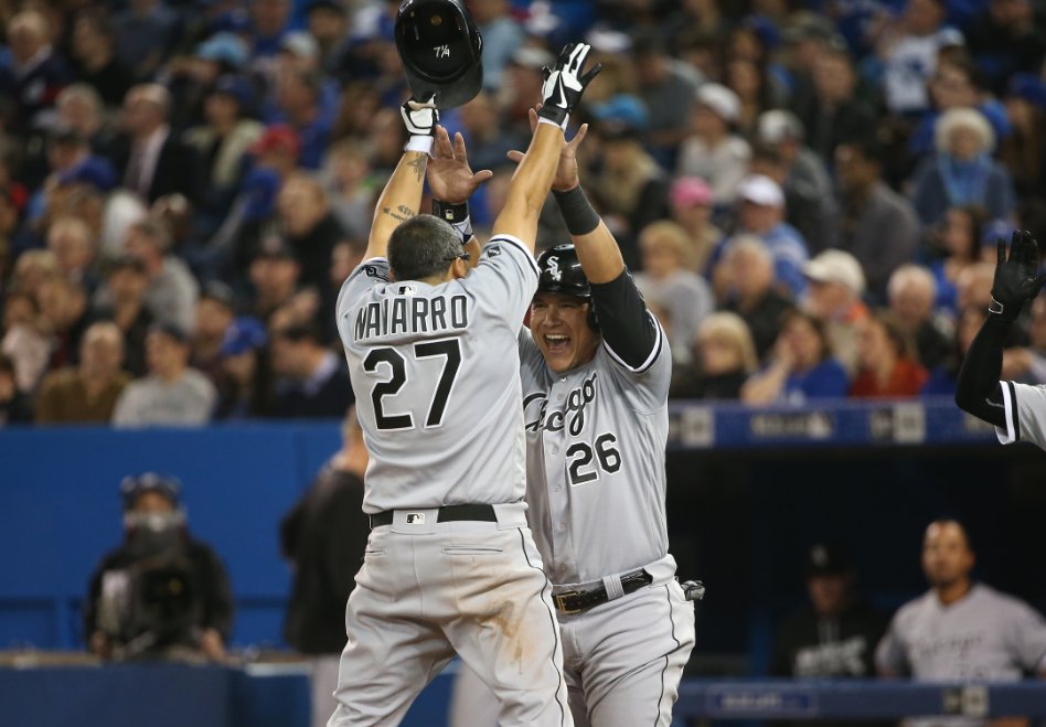 loswhitesox's tweet photo. .@AvisailGarcia y Dióner Navarro suenan vuelacercas y #LosWhiteSox arrollan a los Azulejos: https://t.co/BDq4welHBo https://t.co/MAfRPz5enr