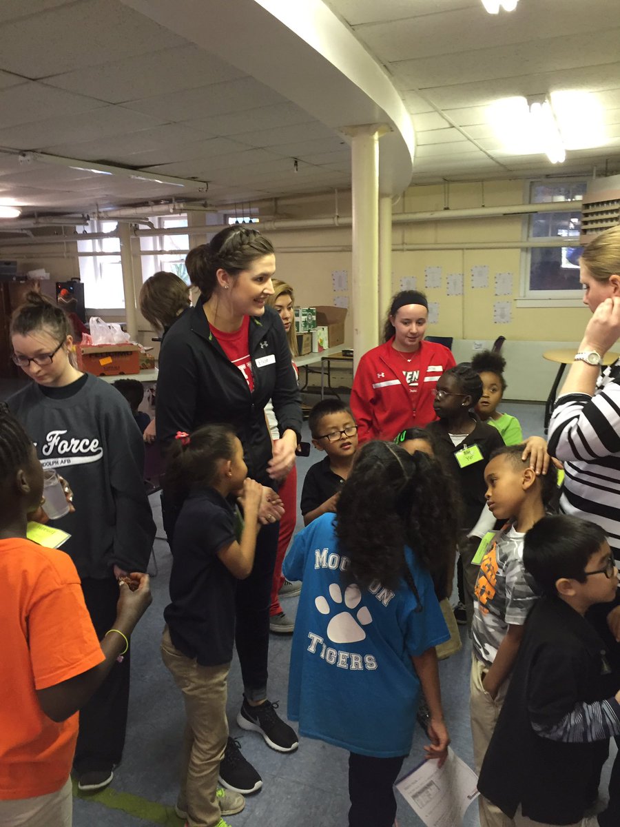 DrewSikkink's tweet photo. Homework before recess after school at CFUM! #DutchServe https://t.co/eo7nRayvus