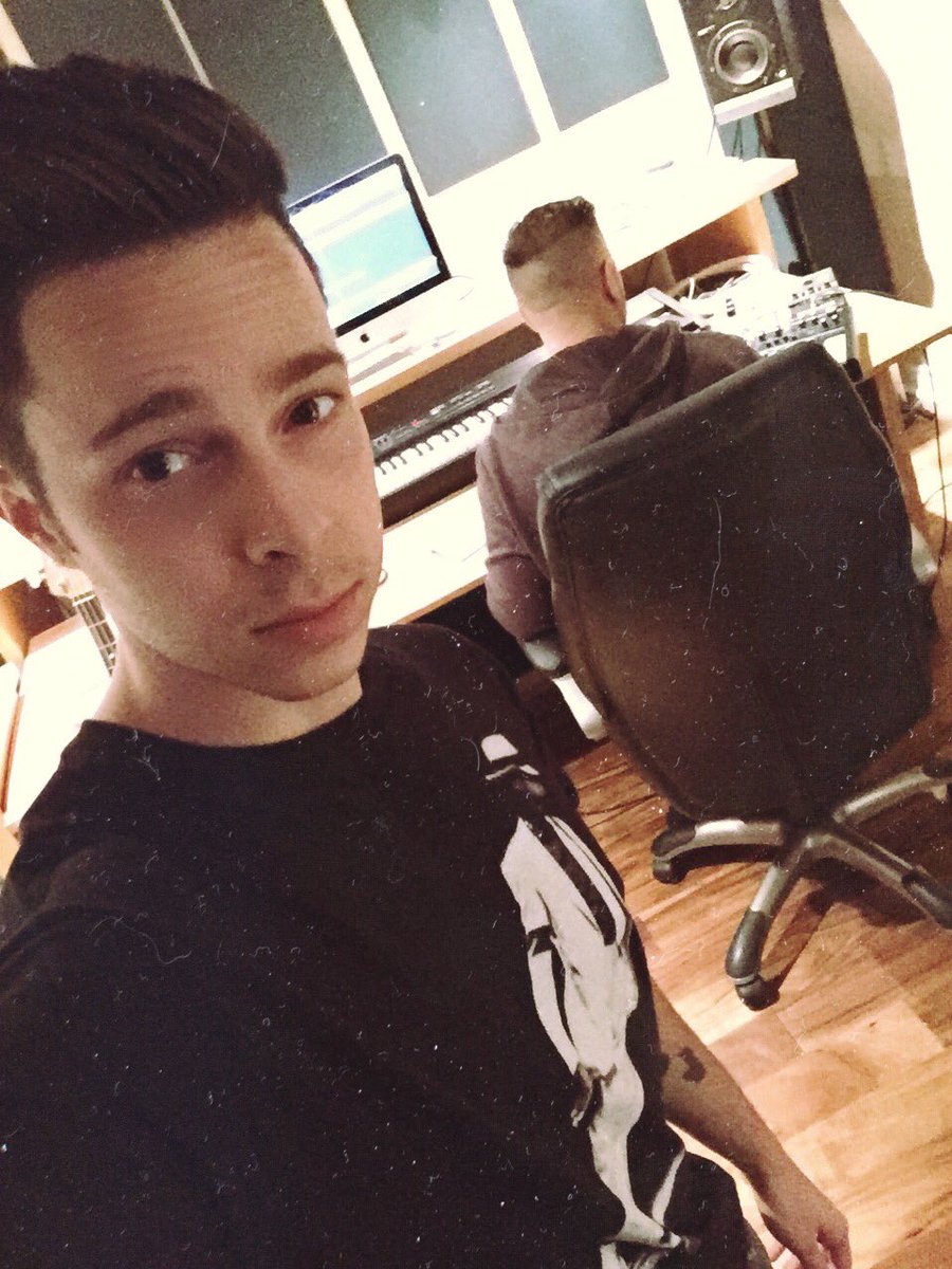 dantalevski's tweet photo. Great session today with @RyanDan @MilosAngelov &amp; @MaksGabriel - the power of #FaceTimeAudio 🙌🏻 https://t.co/hFZHArbOUb