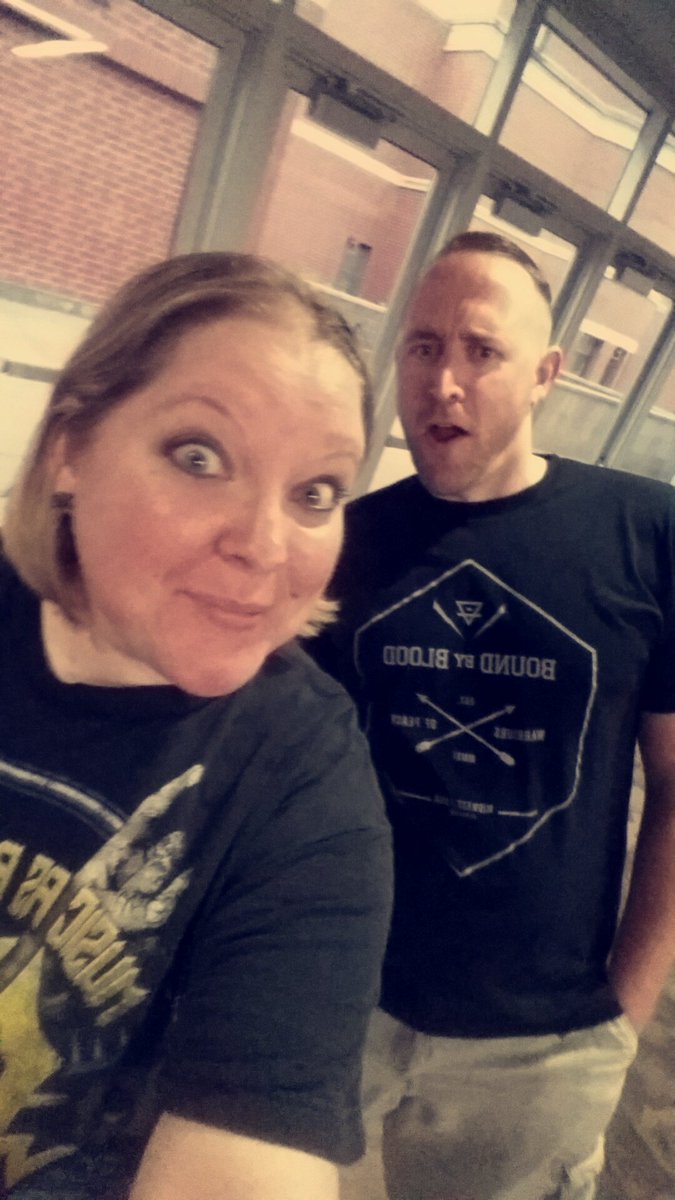 MJ8403's tweet image. Hey @springfieldPC3 . Watch out for these crazies! @Lakojay #mindsetevolution #nonpoint #disturbed