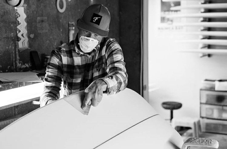 FamousSurf's tweet photo. Shaper Jason Rowells fine tuning in our Icon #snapback #famoussurf #apparel #surfing #surgear #surfboards #surf #cap https://t.co/XwDjIq8eJR