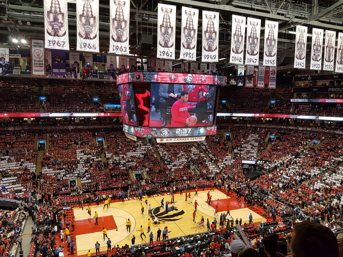 Parsons_Cat's tweet photo. @Raptors gettin' ready!!! https://t.co/DKE8vkHysJ