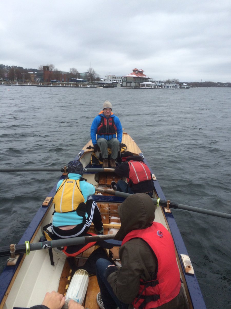 pburkevt's tweet photo. Was your spring sport cancelled due to weather? Not #SBrowing #ColdNeverBotheredUsAnyway #VT #Vermont #SBrows https://t.co/Sbdx8HZ93B