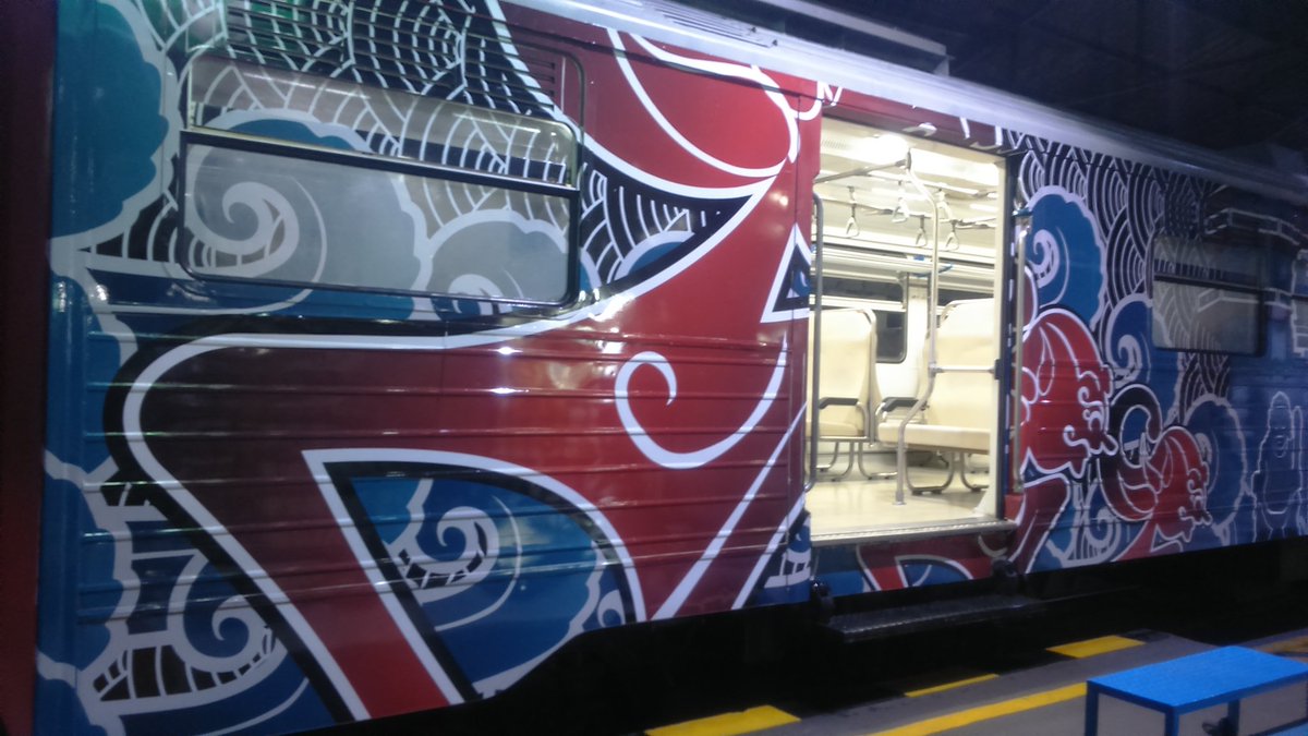 [Image: ChALpyNU4AASaaP.jpg]