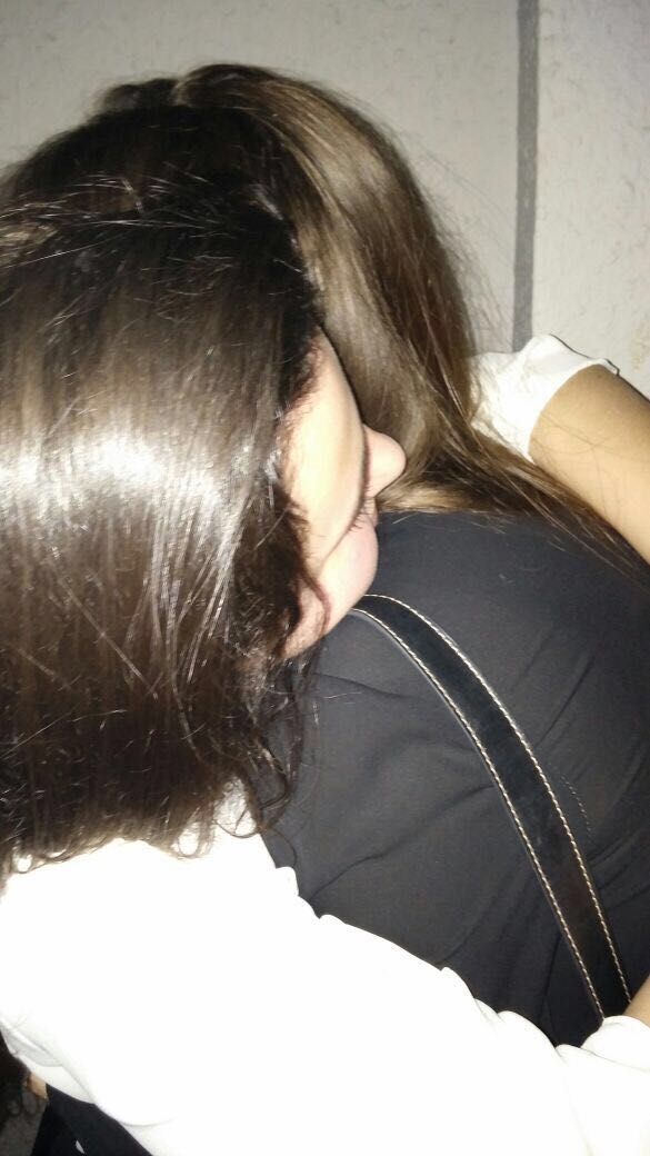 BegoMartnez's tweet photo. Contando los días para volver a sentir sus abrazitos, que tanto me gustan💙 @clauvenote https://t.co/n0baq9iVT1