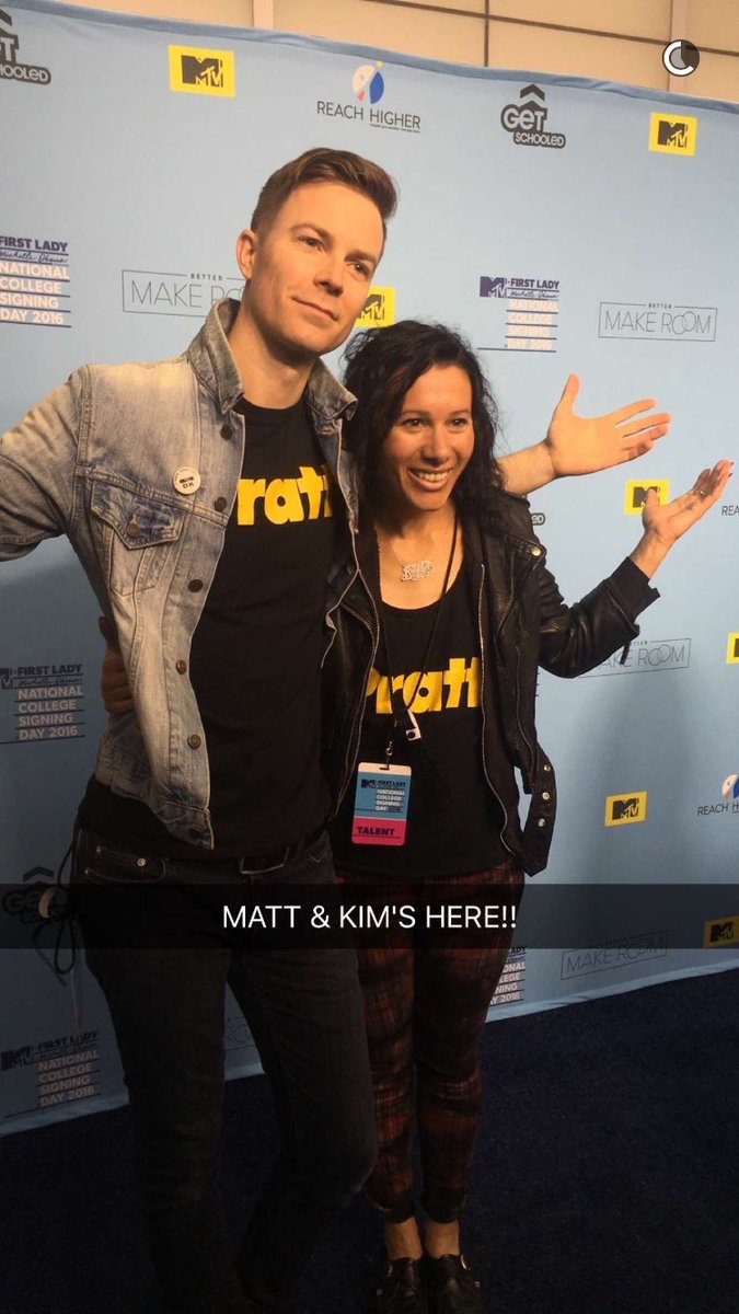 mattandkim's tweet photo. Reppin @PrattInstitute at @FLOTUS' #collegesigningday event!
Kim geeked out on @traceeellisross 
(📸 @mtv's snapchat) https://t.co/8WNHDk5ct9