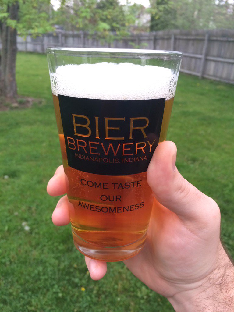 MWCoastMedia's tweet photo. A little rain can't stop us from enjoying #INCraftBeerWeek with @IndianaOnTap https://t.co/JH8bar2KQ0