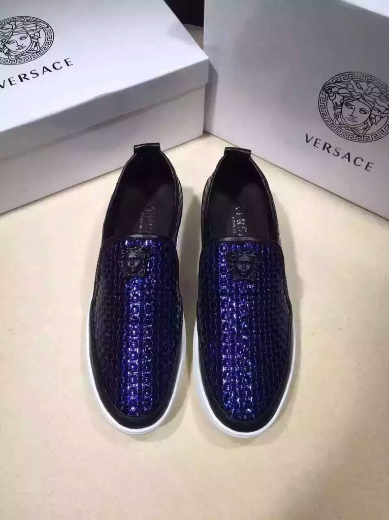 KingswinDesign's tweet image. #fashion check this out. All sizes. #FashionWatch